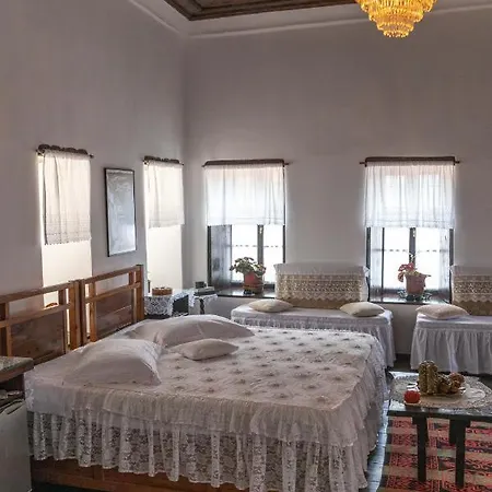 Bujtina Kodiket Guest house Berat