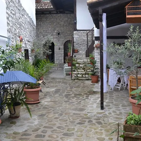 Guest house Bujtina Kodiket