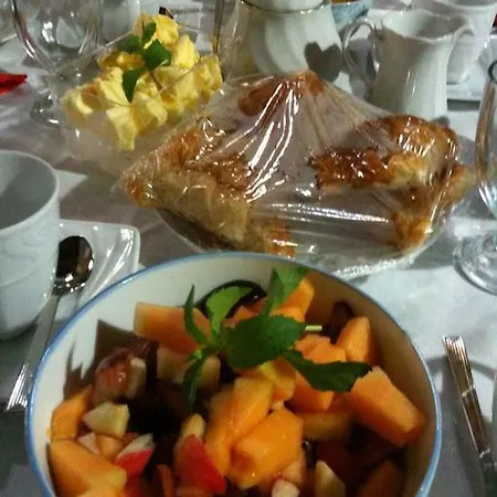 Guest house Bujtina Kodiket *