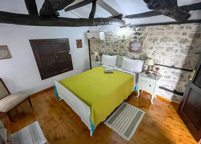 Гостевой дом Bujtina Kodiket 4*